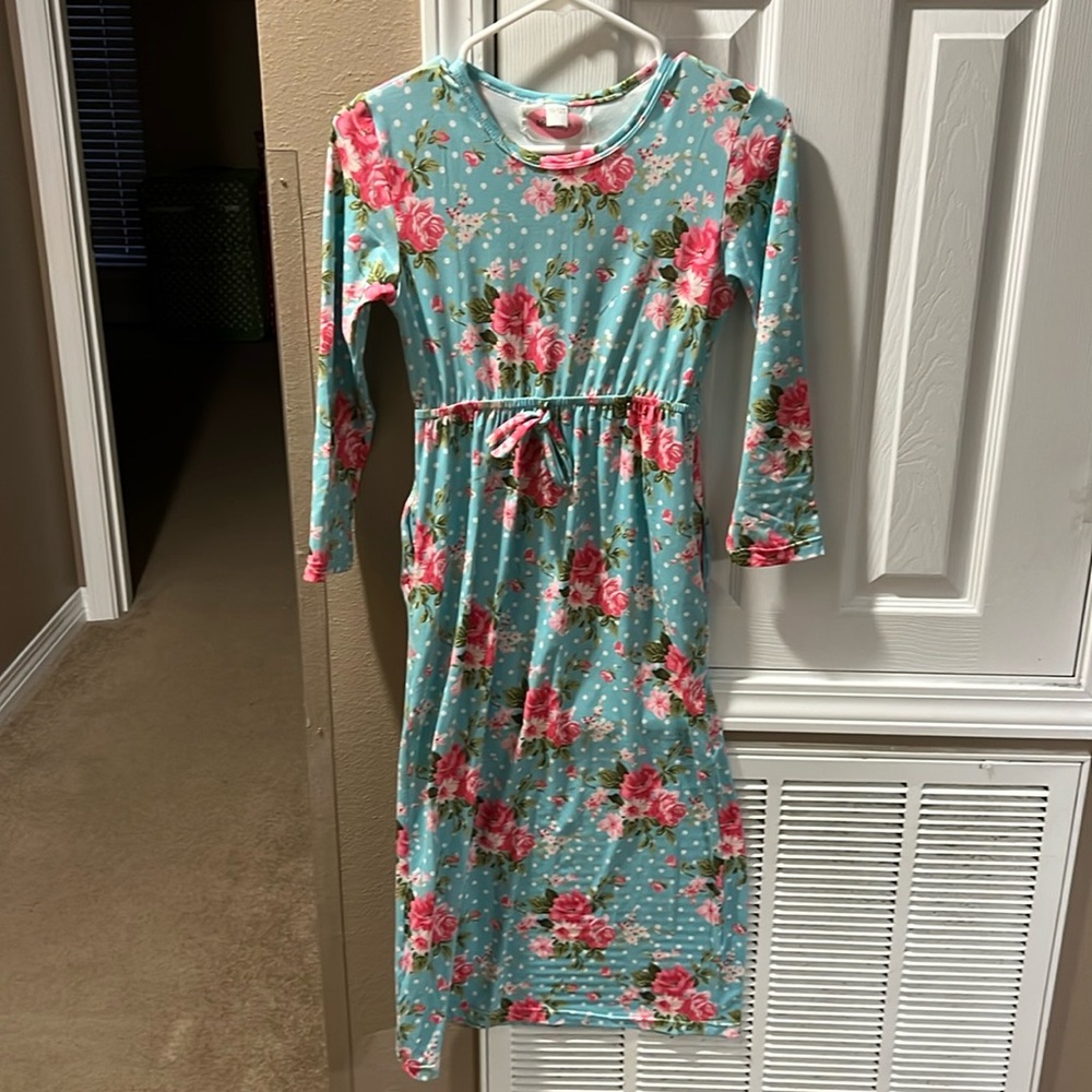 Sweet Modesty Apparel EUC Girl’s Maxi Dress